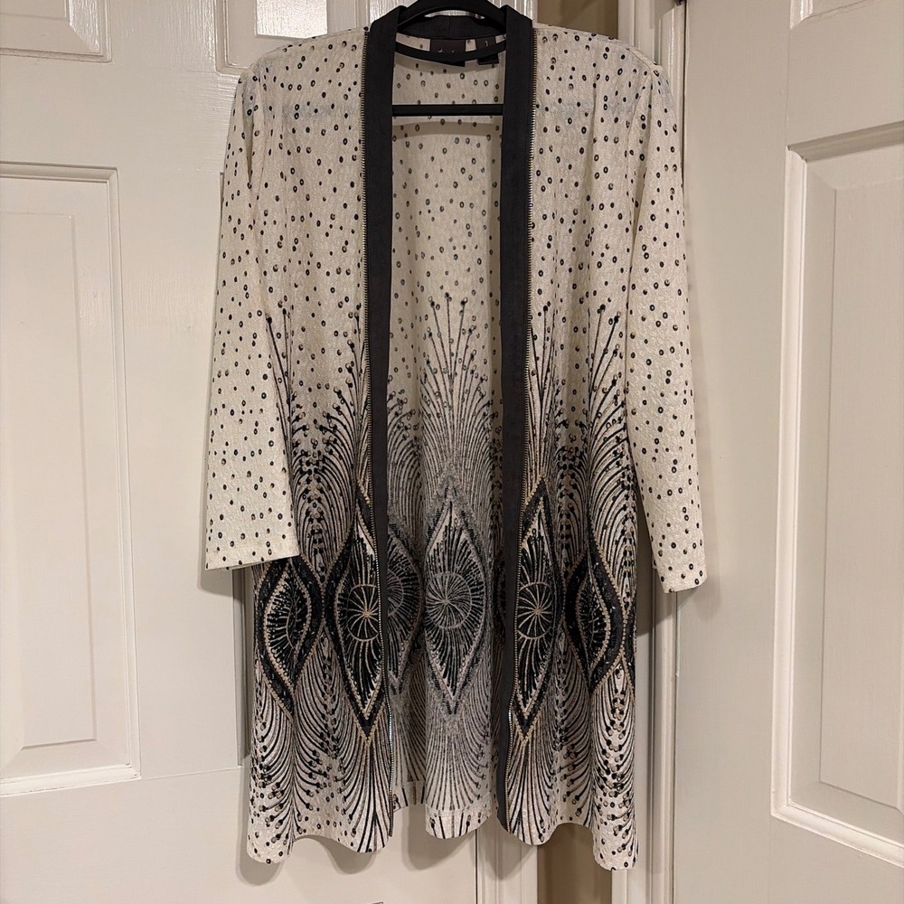 Chicos Travelers Collection Geometric Medallion Open Front Cardigan Cream Black